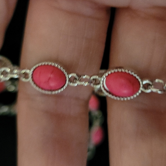 pink crackle and silver necklace with matching bracelet - Picture 5 of 5